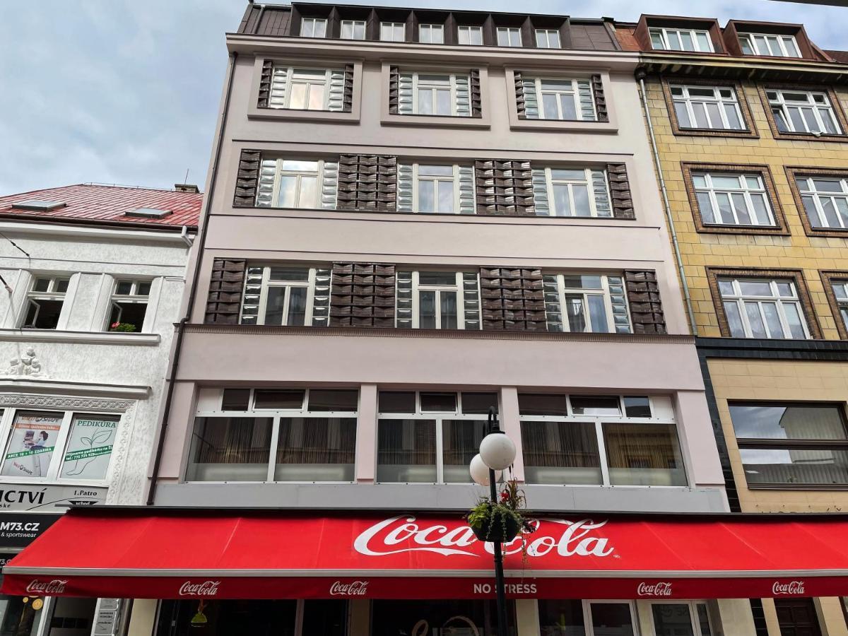 Grand Apartments In The Centre Of Teplice Extérieur photo